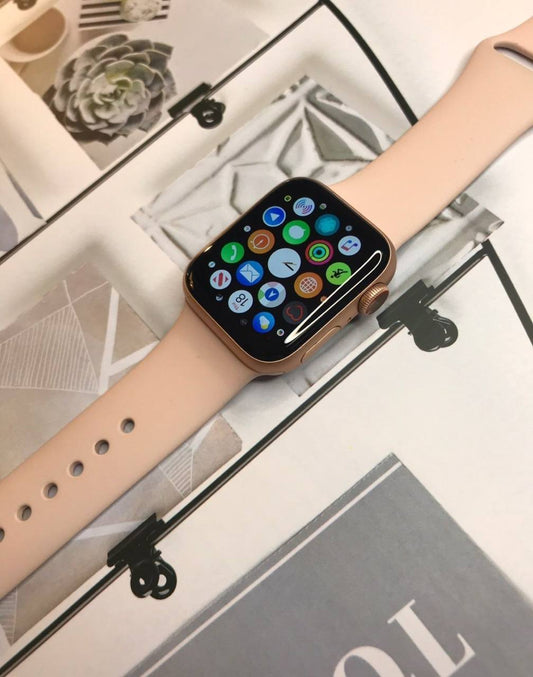 Montre Connectée SERIE 10 — Appels, WhatsApp & Santé au Poignet